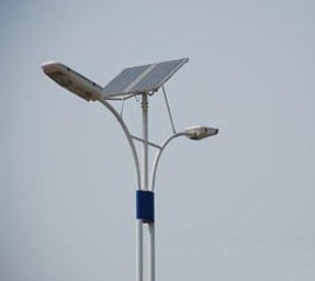 【LED160W太陽(yáng)能路燈【雙頭燈80W*2】】?jī)r(jià)格,廠(chǎng)家,圖片,太陽(yáng)能燈,山東華藝陽(yáng)光太陽(yáng)能產(chǎn)業(yè)-